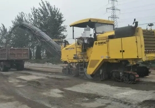 水稳铣刨清扫